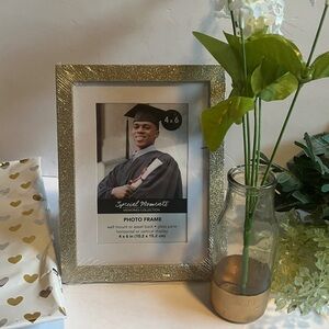Nwt Glitter Gold sparkle Photo Frame & gold design vase bundle set